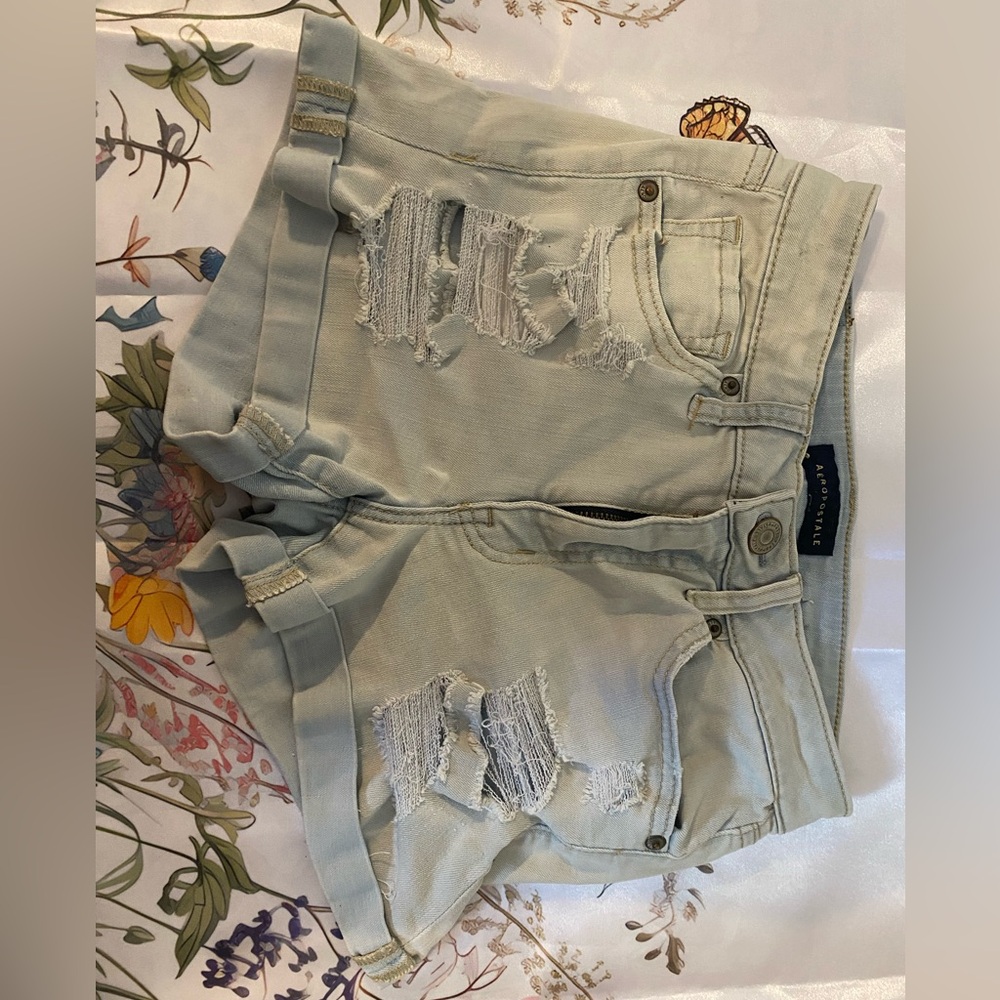 Aeropostale Light Wash Distressed Jean Shorts